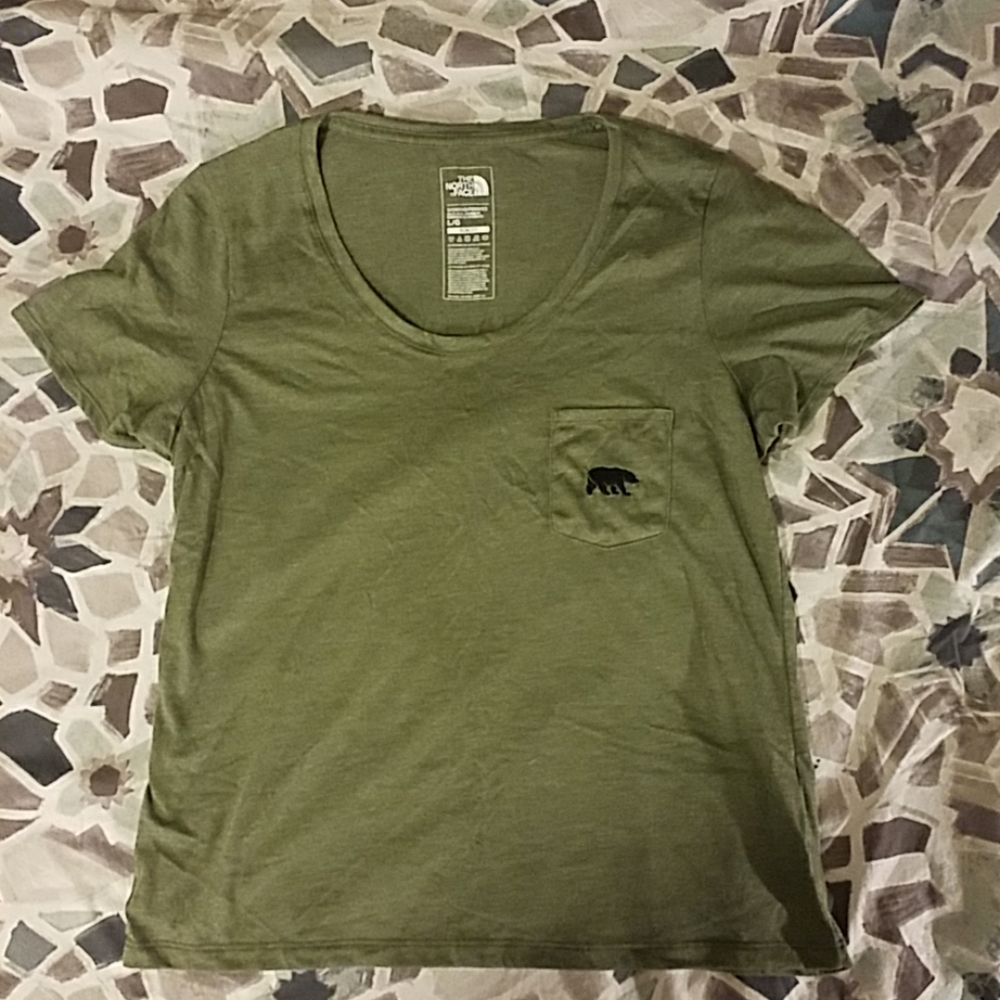 The North Face Bear Pocket Tee